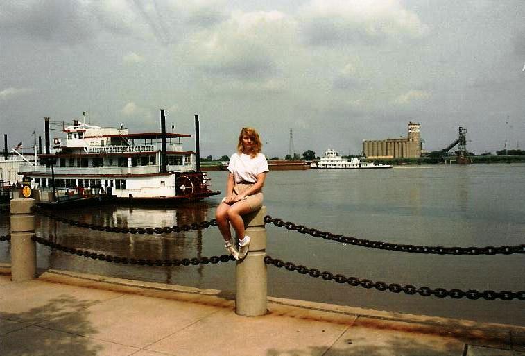 001 St Louis - 1991 06 - 101 - Debbie