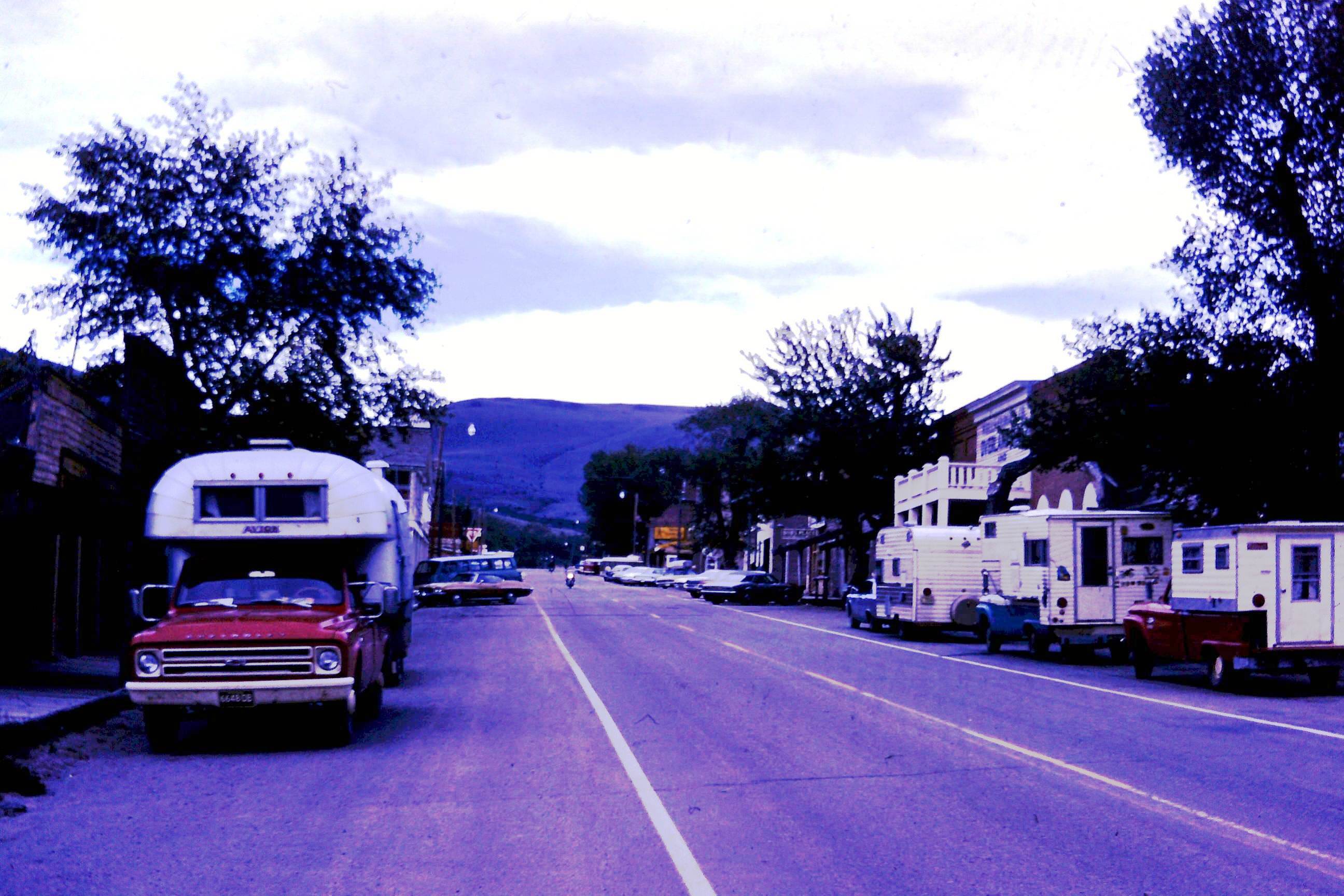 1971 06 - Nevada City - 02