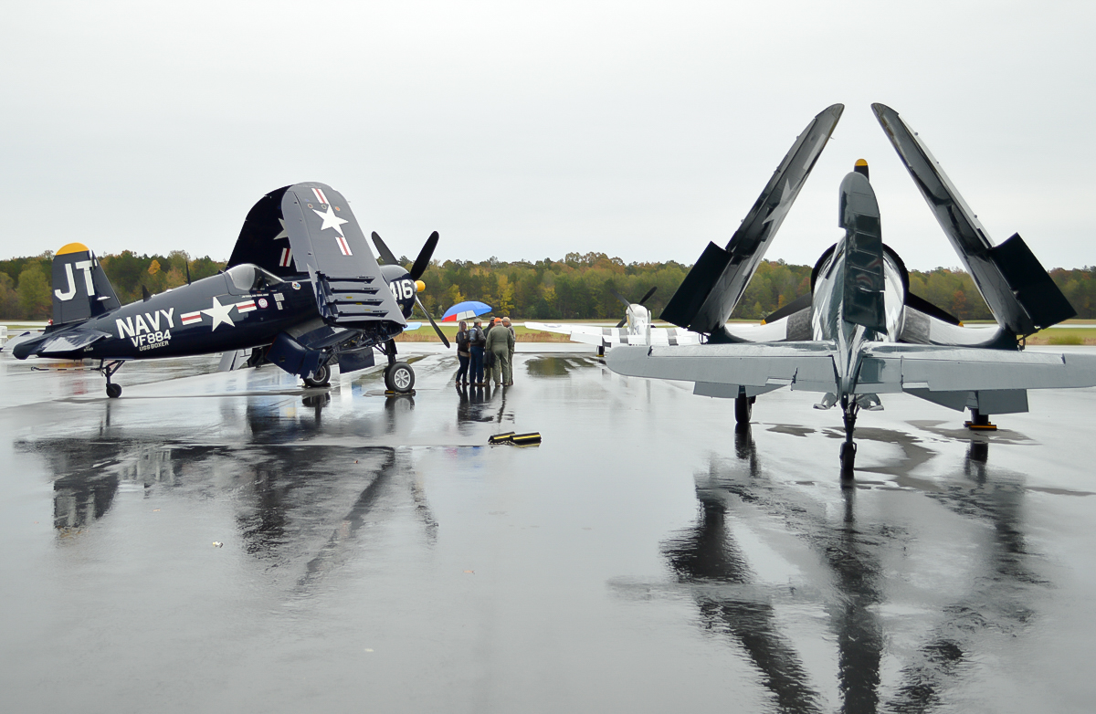 4B WWII-Fighter - F4U Corsair - 2015 11 - Monroe - Multiple - 103-2