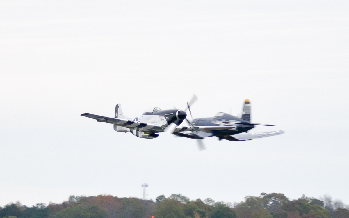 4F WWII-Mixed - 2015 11 - Monroe - 209 - P-51 & F4U-2