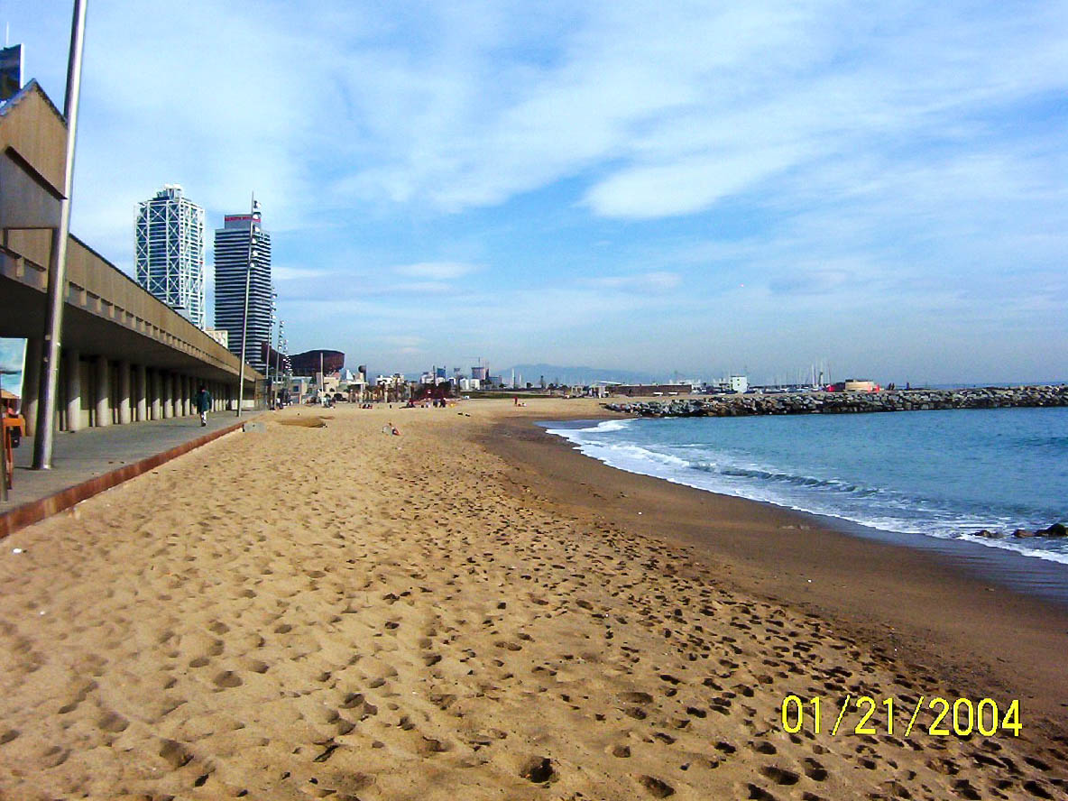 Barcelona - 2004 01 - 125 - Beach