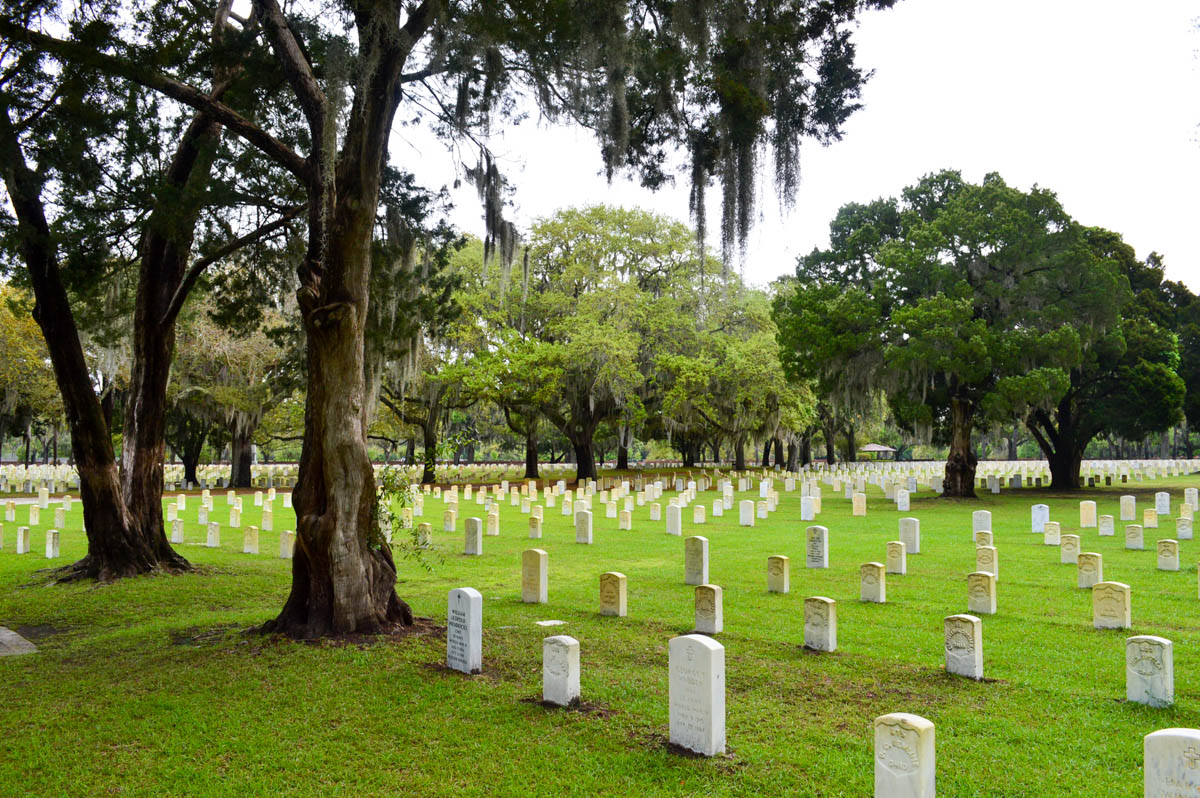 Beaufort - 2015 04 - 001 - National Cemetery