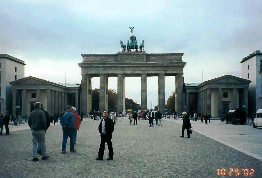 Berlin - 2002 10 - 113 - Brandenburger Tor