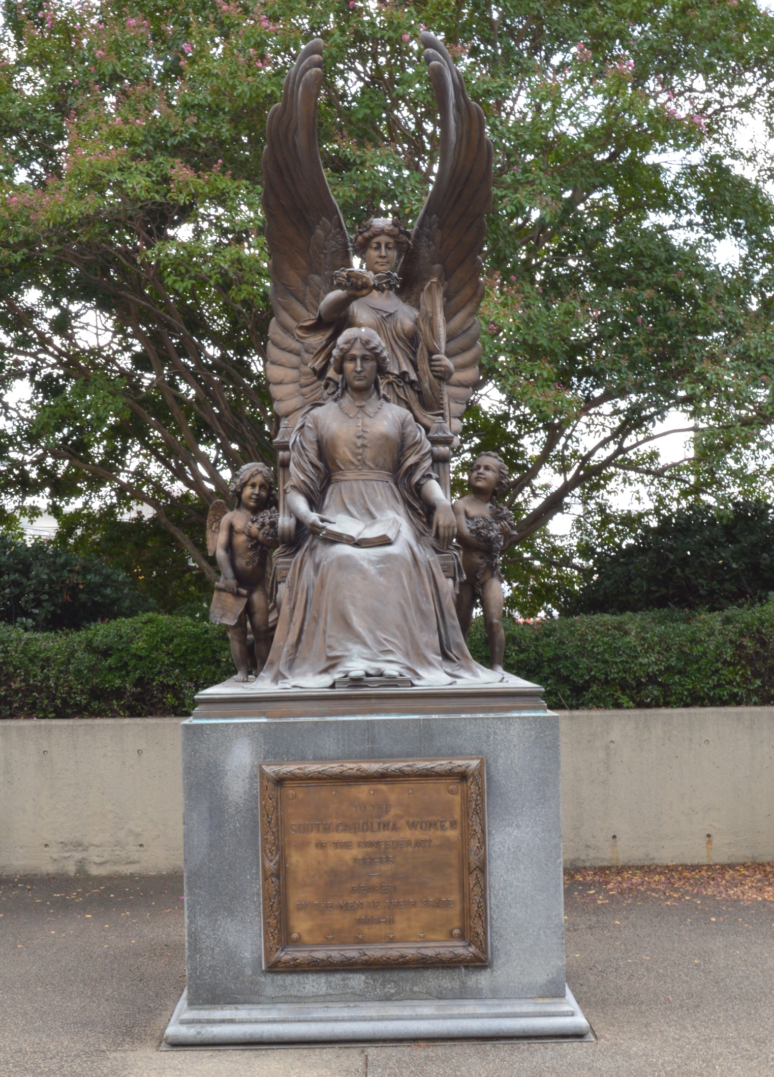 Columbia - 2014 07 - 101 - State House Grounds