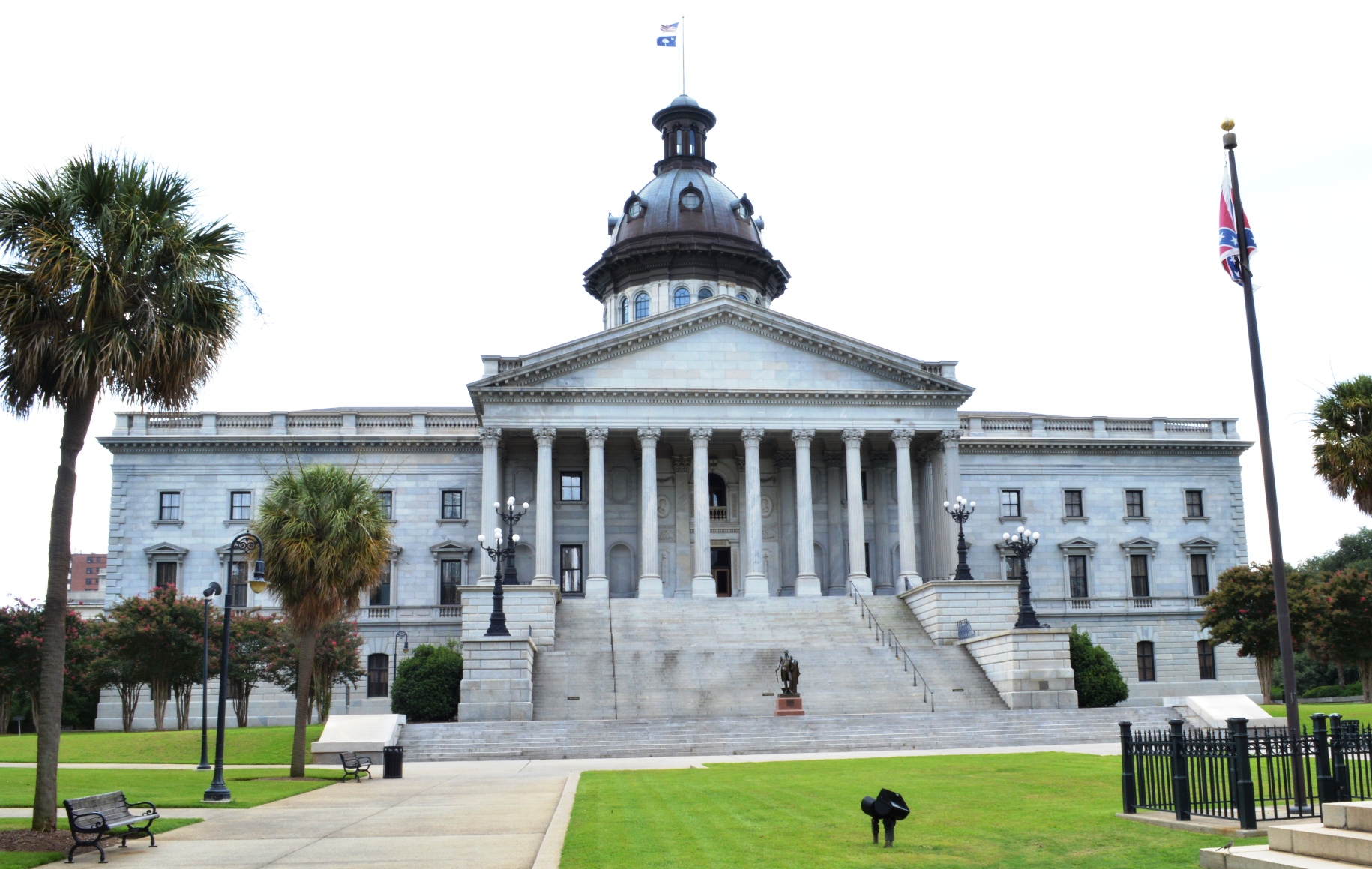 Columbia - 2014 07 - 119 - State House Exterior