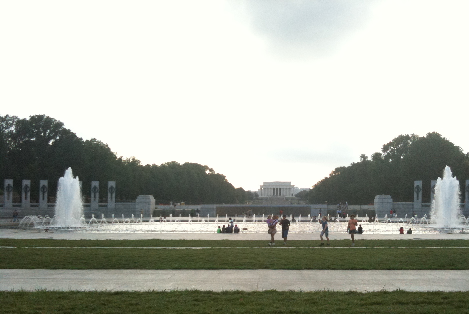 DC - 2011 08 - 107 - World War II Memorial