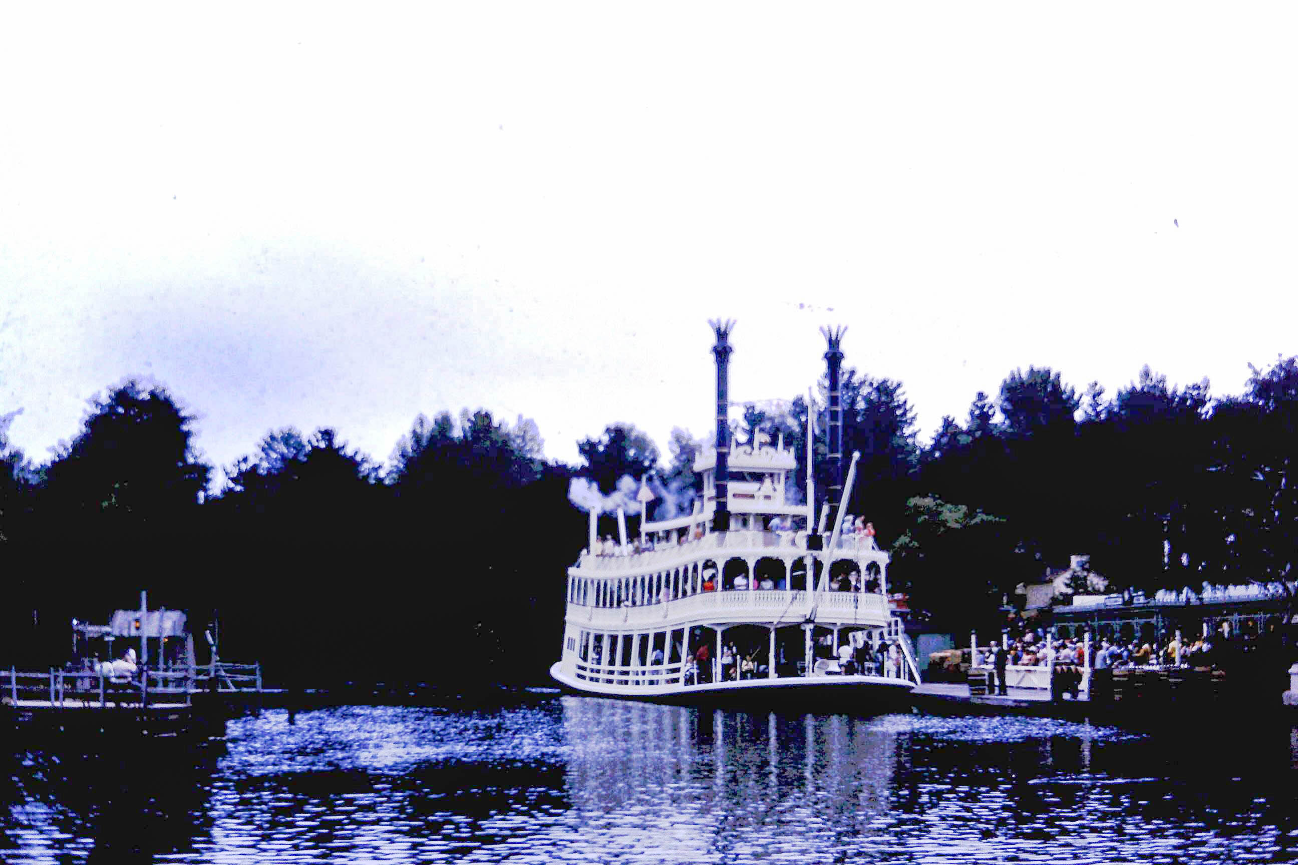 Disneyland - 1972 07 - 03