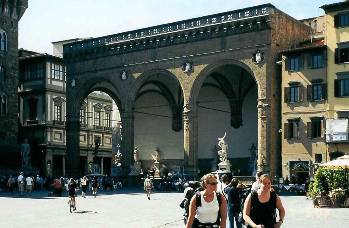 Florence - 2003 07 - 127 - Loggia dei Lanzi