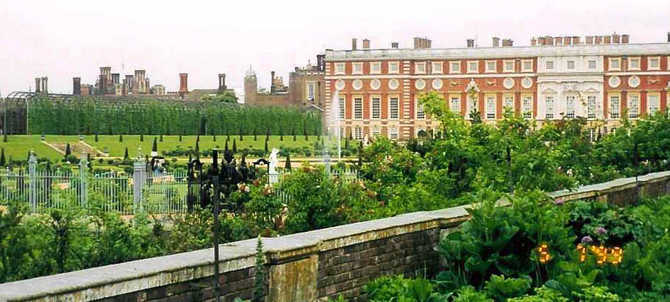 Hampton Court - 1999 05 - 121 - from Garden