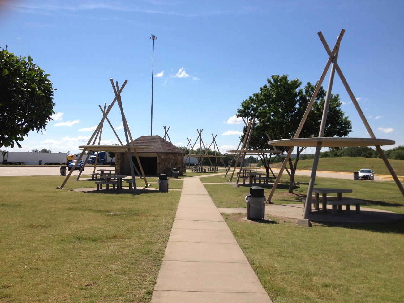 I-40 - 2013 06 - Rest Stop