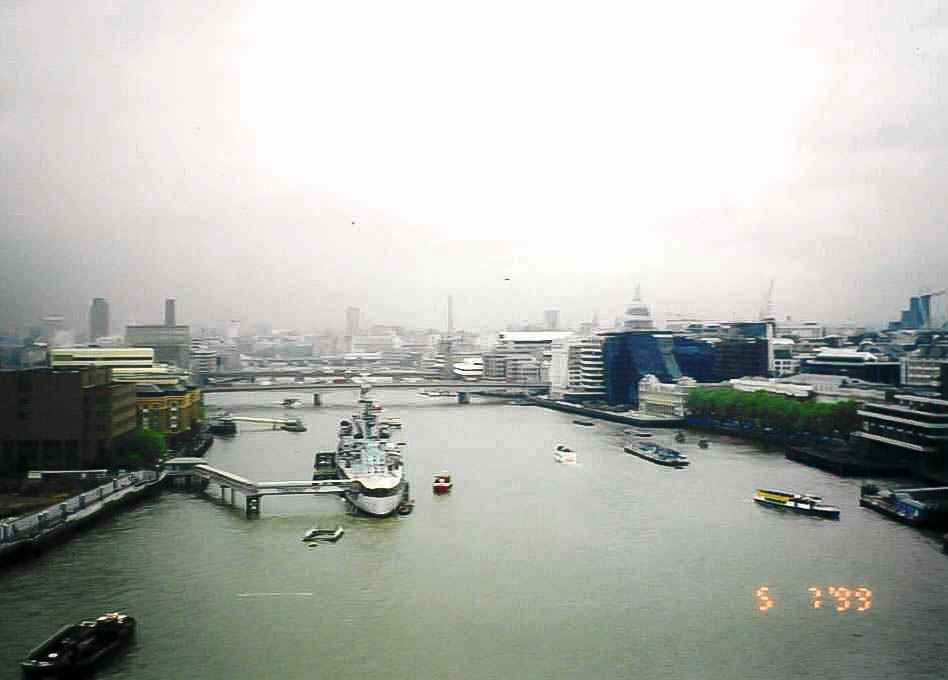 London - 1999 05 - 173 - Thames w Cruiser Belfast from Tower Bridge