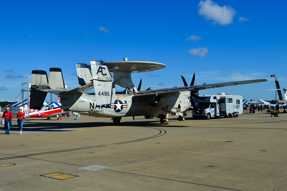 Military - Electronic - E-2C Hawkeye - 2015 09 - Oceana - 101