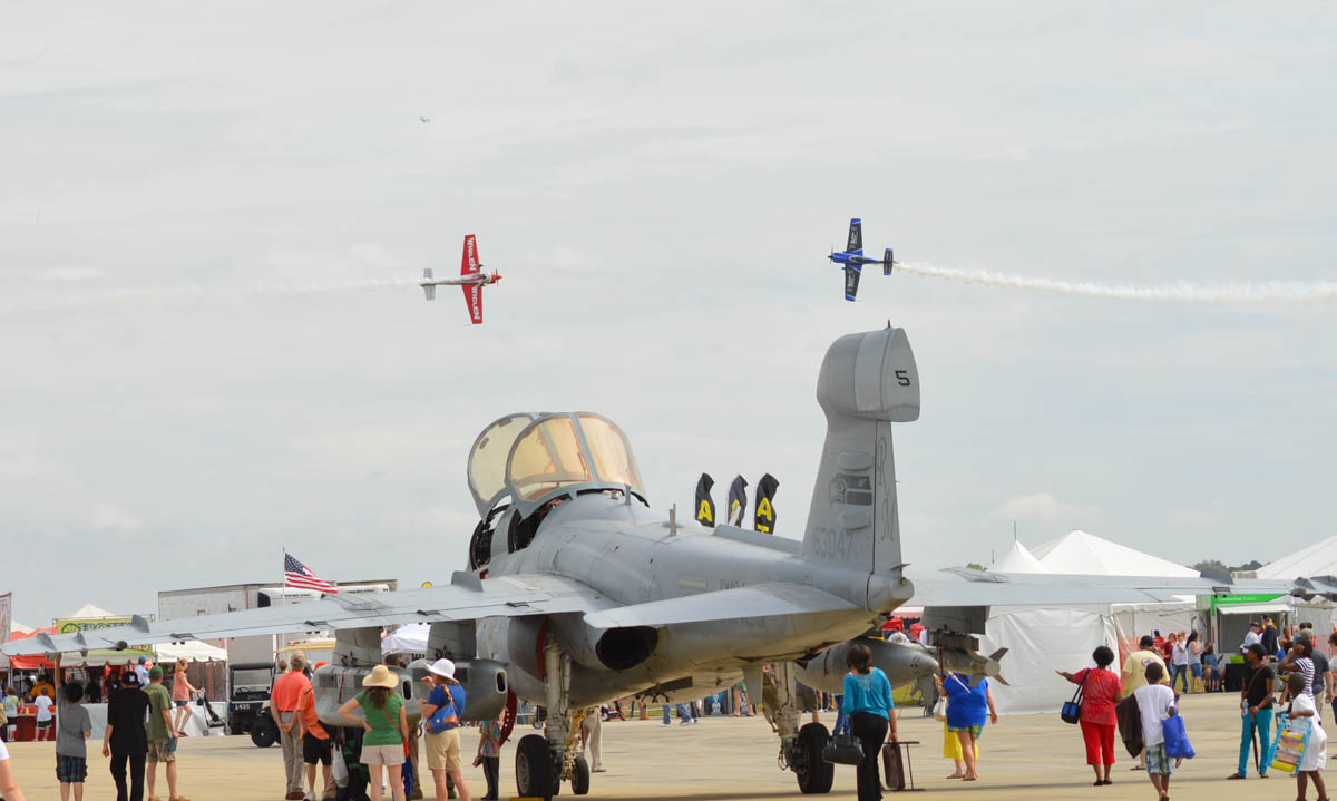 Military - Electronic - EA-6B Prowler - 2015 04 - Beaufort Airshow - 01