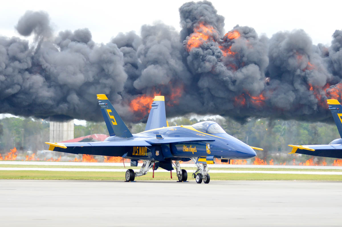 Military - Fighter - F-18 Hornet - 2015 04 - Beaufort Airshow - 103