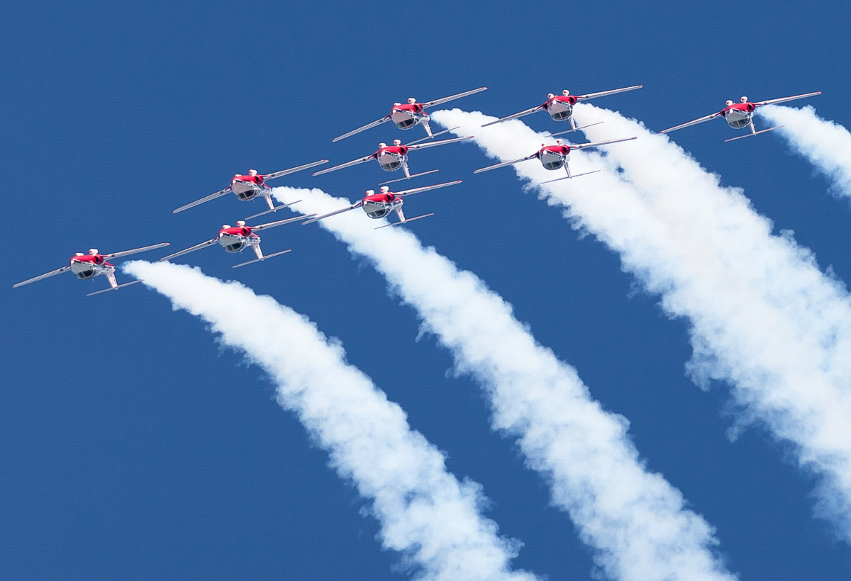 Military - Trainer - CT-114 Tudors - 2015 05 - Anderson SC Airshow - 123 - Snowbirds