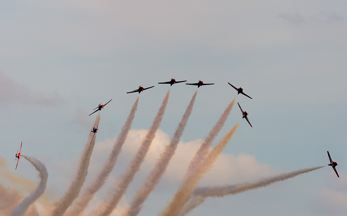 Military - Trainer - CT-114 Tudors - 2015 05 - Anderson SC Airshow - 137 - Snowbirds