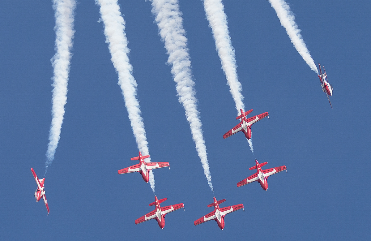 Military - Trainer - CT-114 Tudors - 2015 05 - Anderson SC Airshow - 159 - Snowbirds