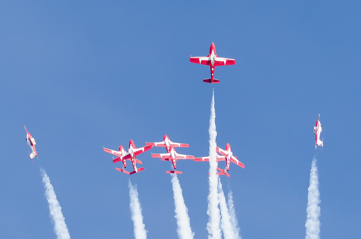 Military - Trainer - CT-114 Tudors - 2015 05 - Anderson SC Airshow - 207 - Snowbirds