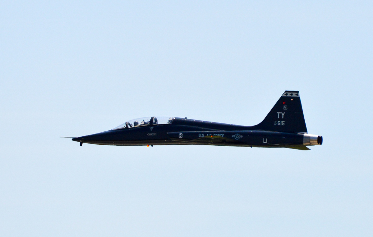 Military - Trainer - T-38 Talon - 2015 05 - Seymour Johnson - 13