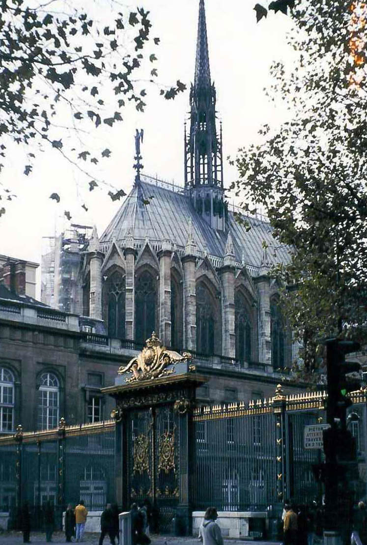 Paris - 2000 10 - 109 - Sainte Chapelle