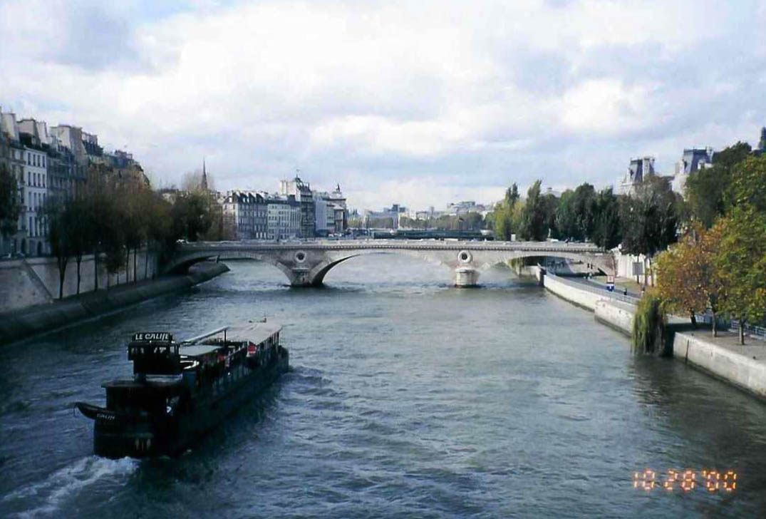 Paris - 2000 10 - 127