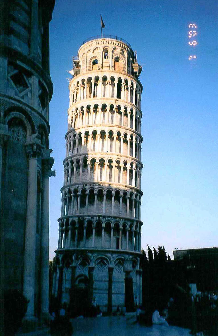 Pisa - 2003 07 - 105 - Tower