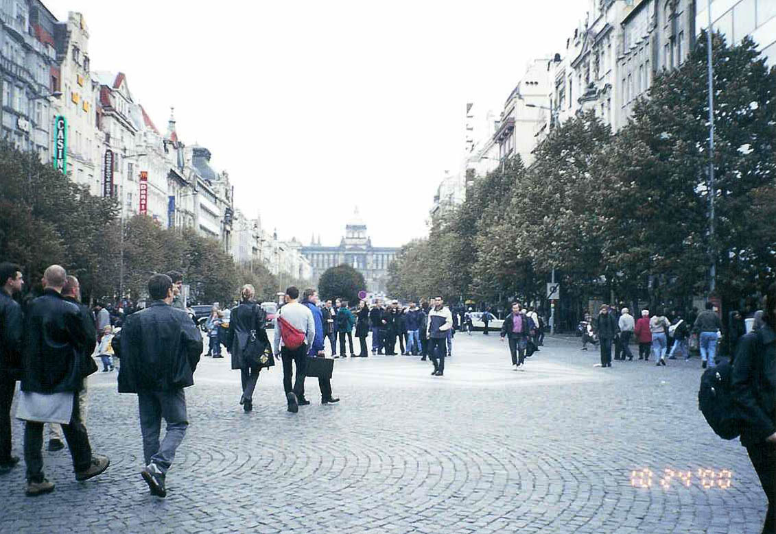 Prague - 2000 10 - 215 - Wenceslas Square