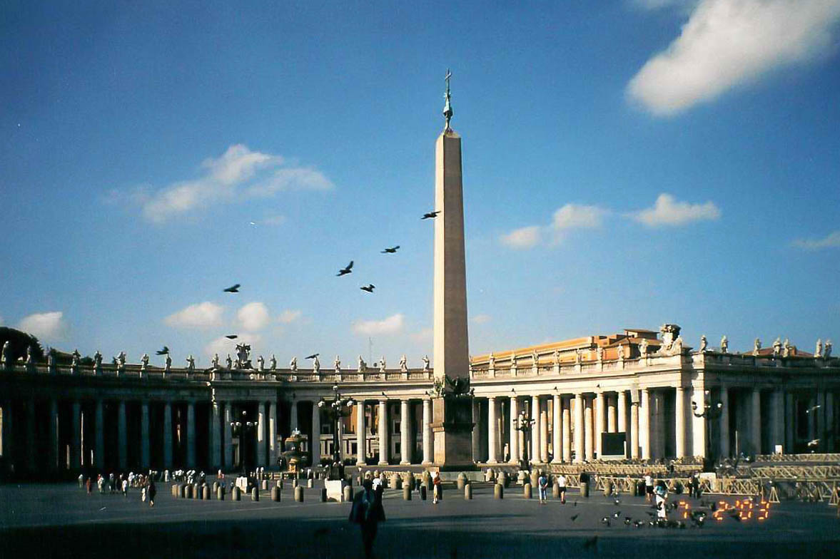 Rome - 2003 07 - 205 - Piazza St. Peter