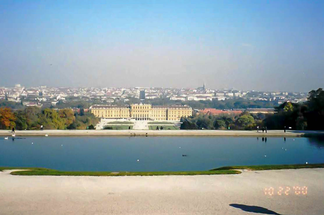 Vienna - 2000 10 - 165 - Schonbrunn