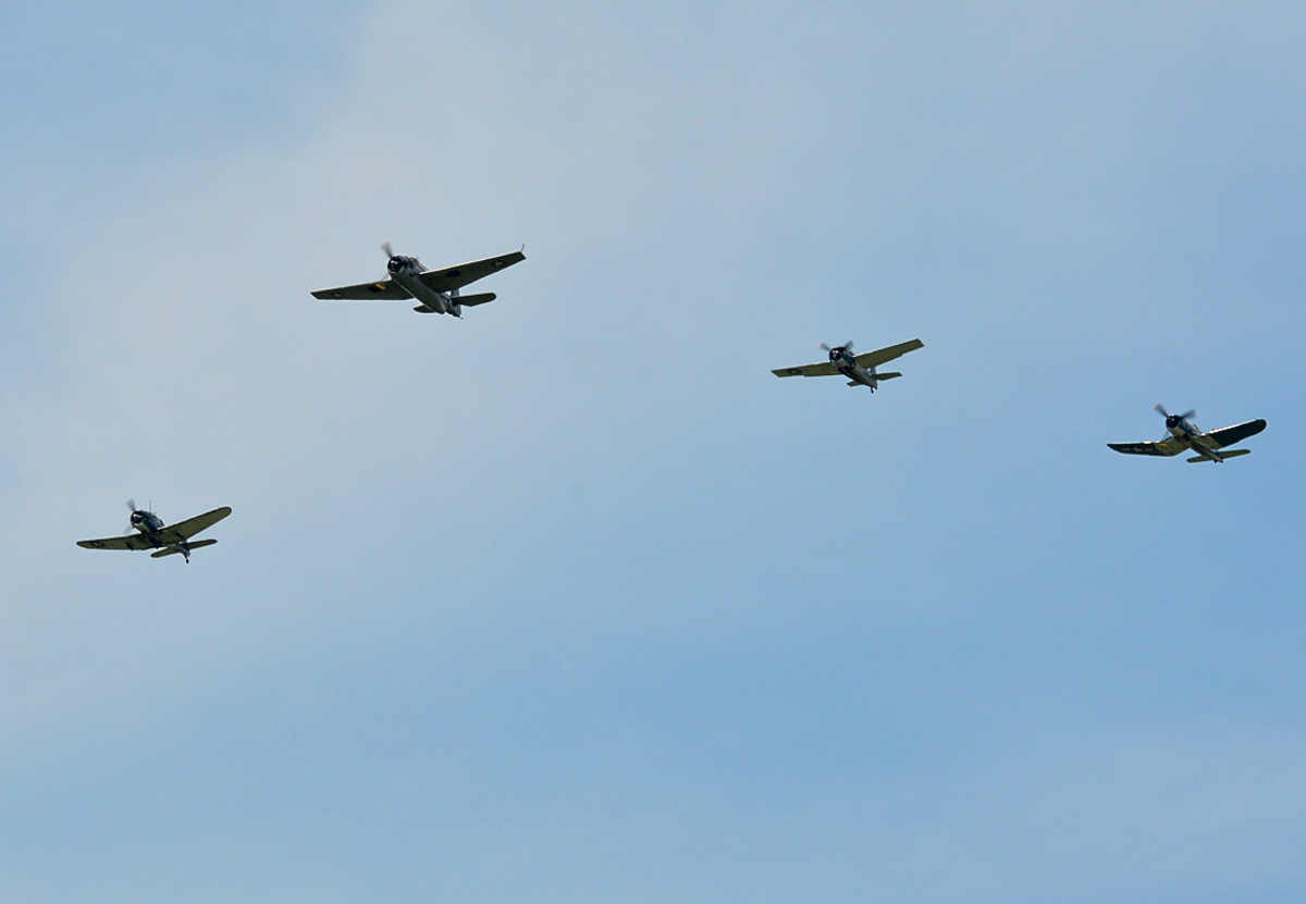 copy75_Military - Formation - Dautless Avenger Wildcat Corsair F4U - 2015 05 - Military Aviation Museum - 01