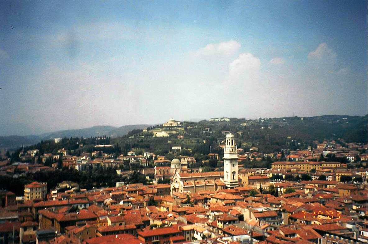 copy79_Verona - 2003 07 - 115 - Atop Torre dei Lamberti