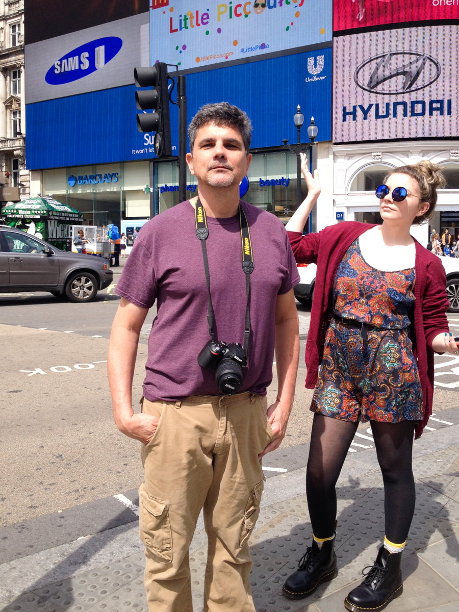 copy82_2015 08 - Trip 241 - London - Piccadilly Circus - Phil Emily